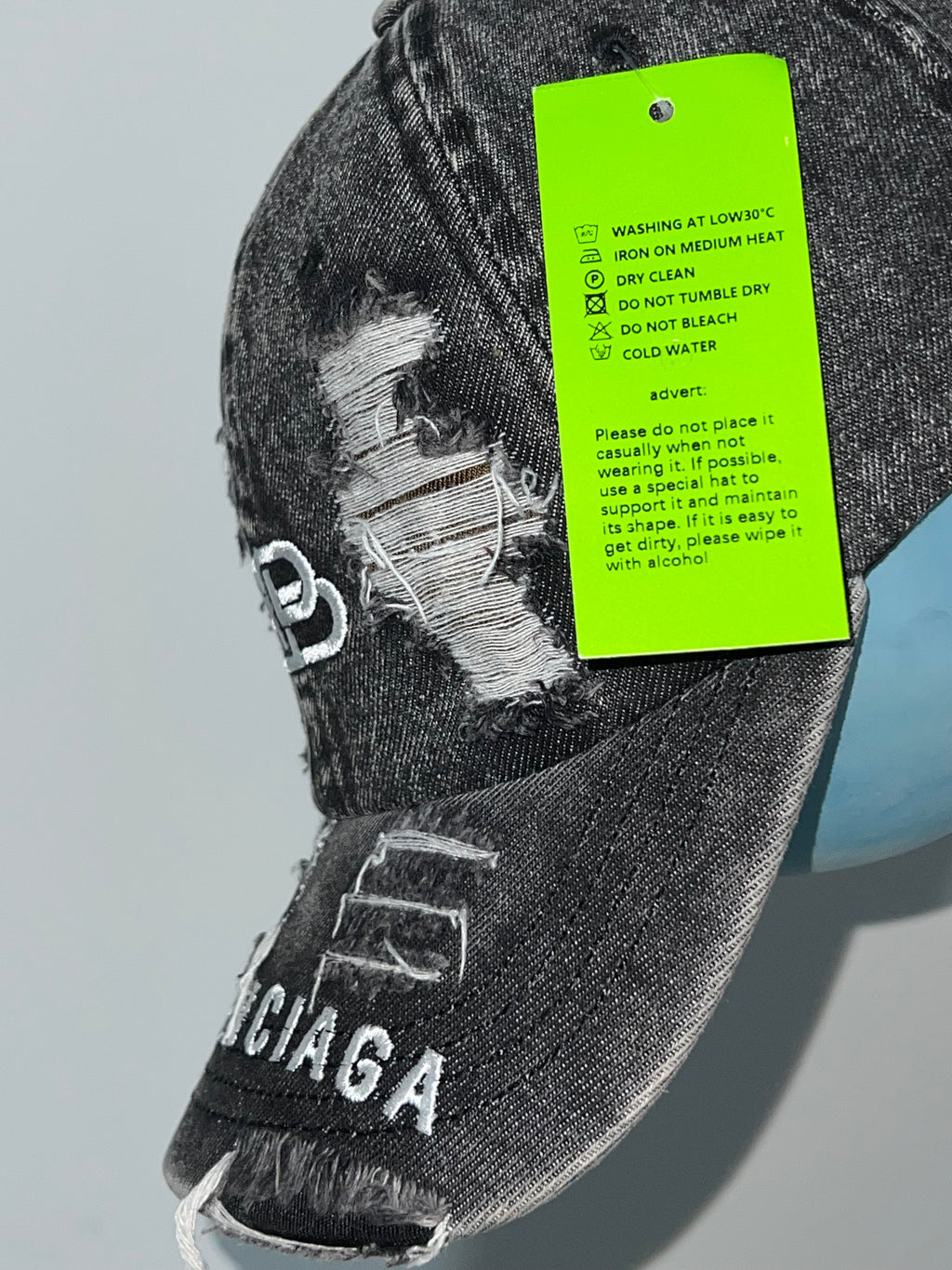 cascat balanciaga noir